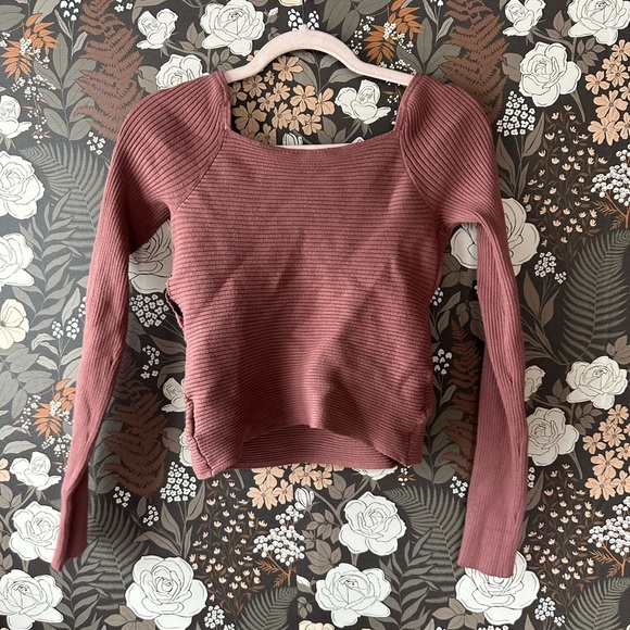 Joe's Jeans Colbie Cross Front Top size medium - Picture 6 of 7